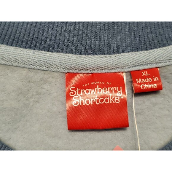 Strawberry Shortcake Women’s Cropped Sweatshirt Blue Striped Size XL - NWT - Picture 4 of 7